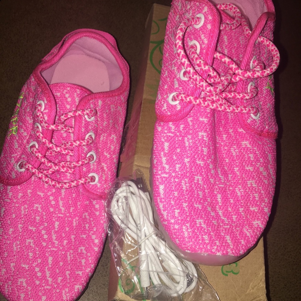 LED Light-up Shoes - Picture 3 of 5